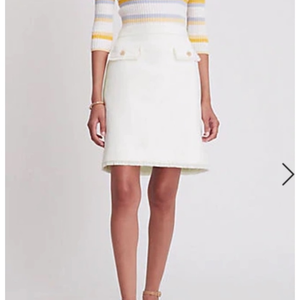 Ann Taylor White Fringe Button Pocket Skirt Winter White Size 4